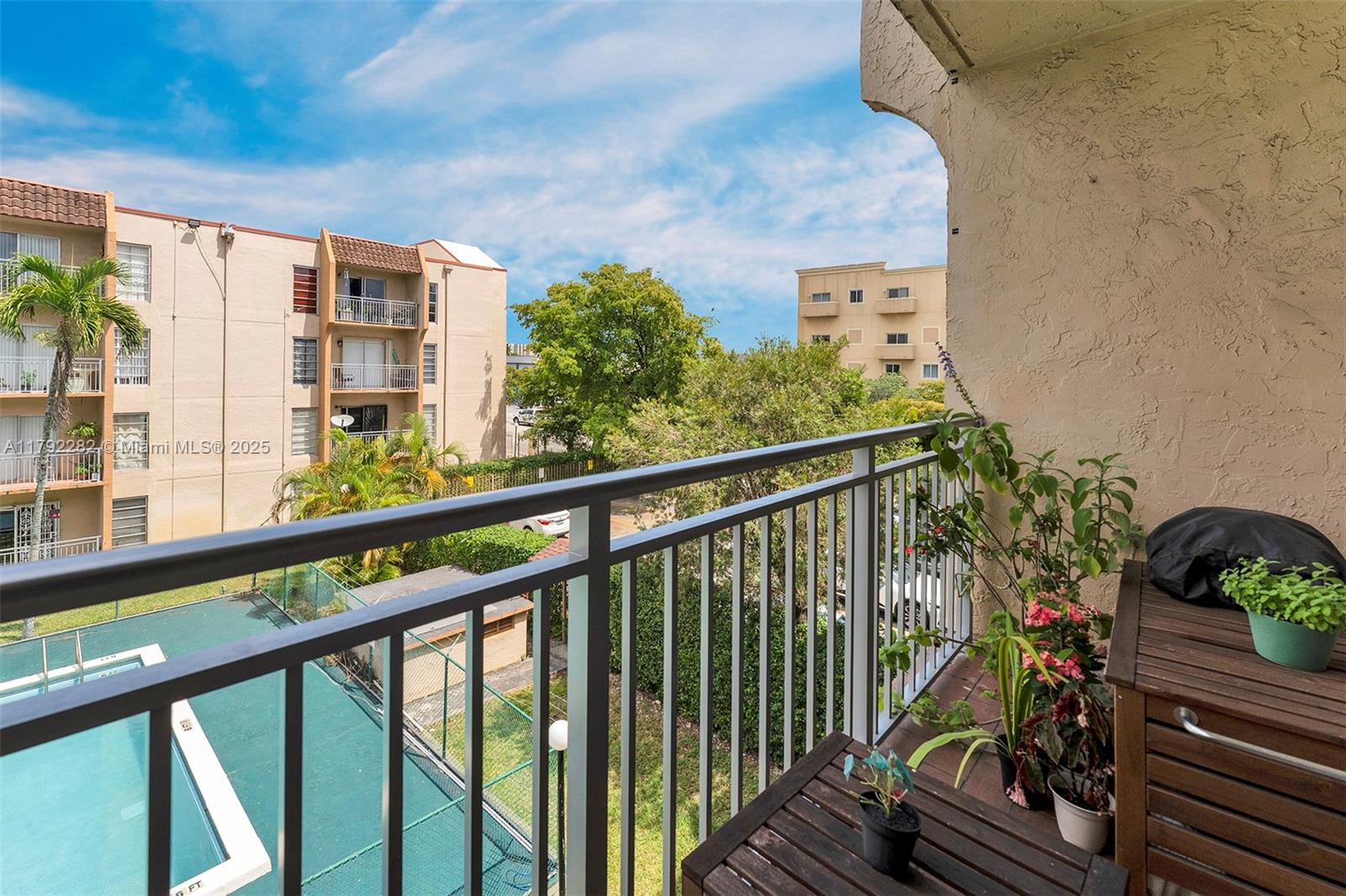 SUNSET VILLAS PHASE II CO - Residential
