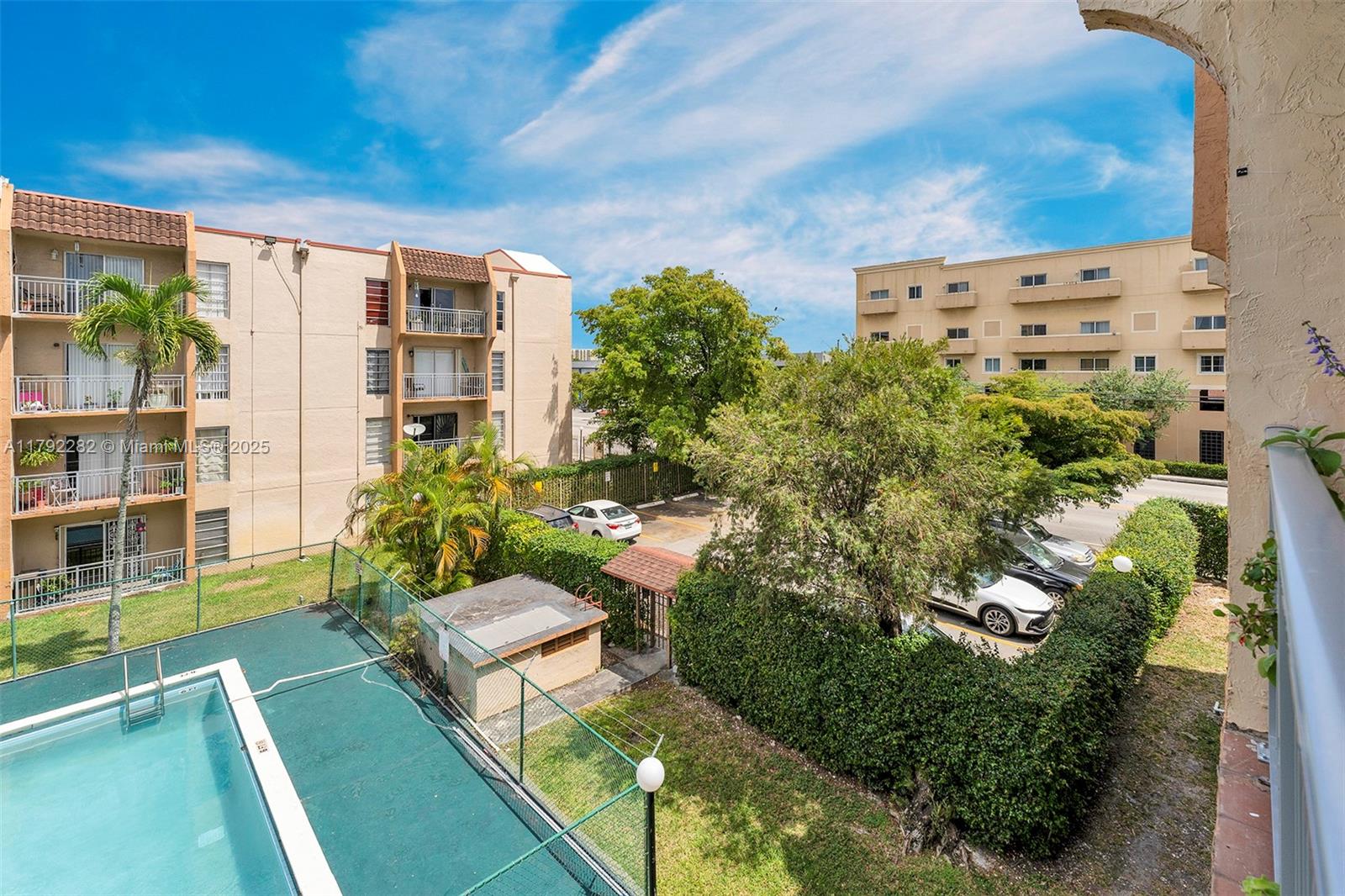 SUNSET VILLAS PHASE II CO - Residential