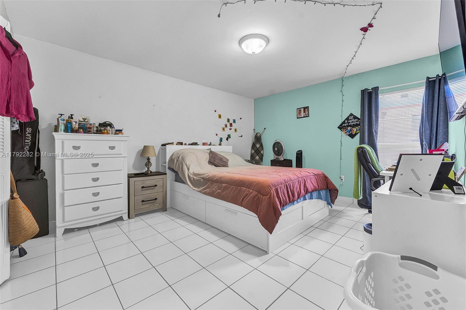 SUNSET VILLAS PHASE II CO - Residential