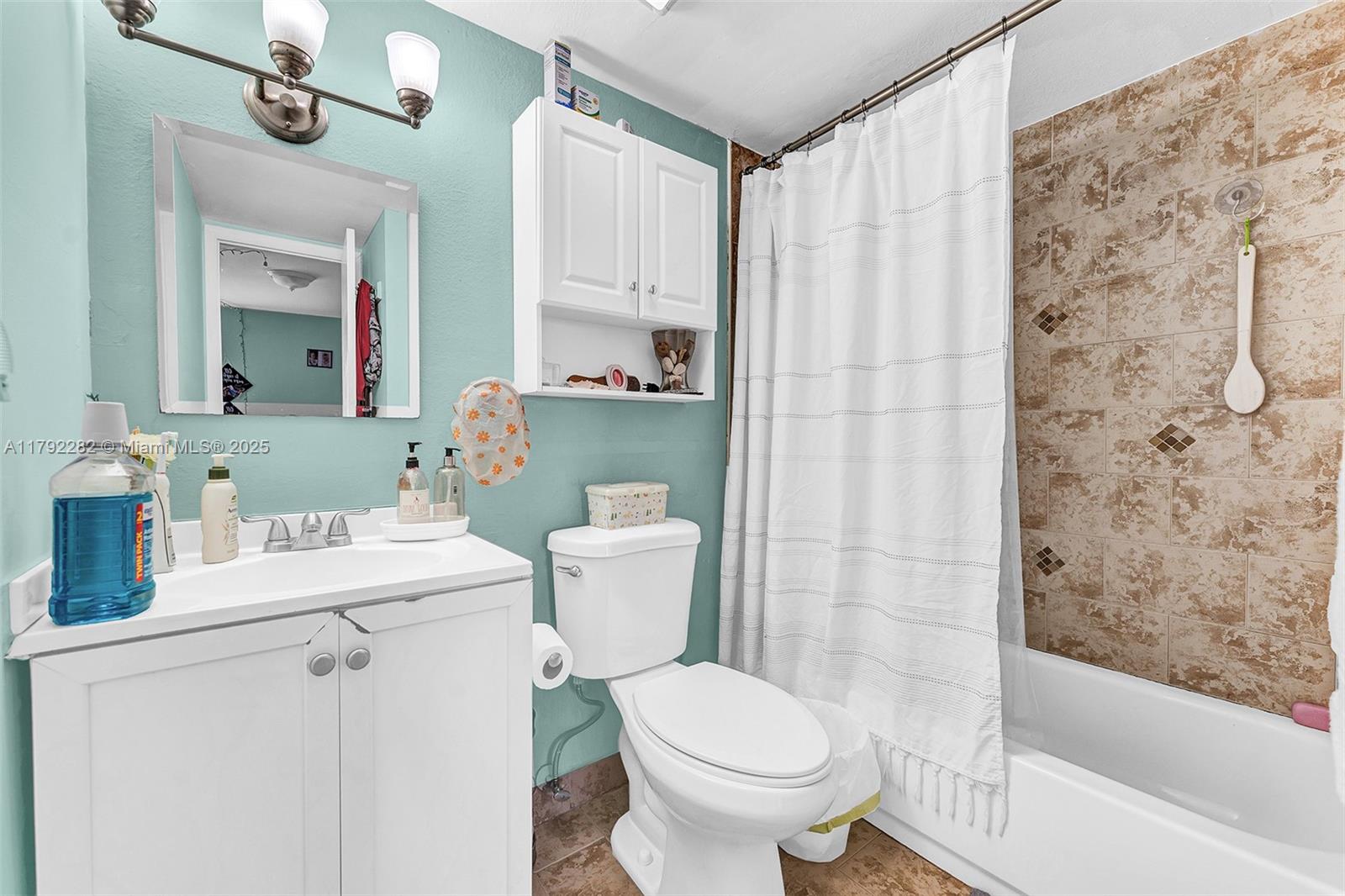 SUNSET VILLAS PHASE II CO - Residential
