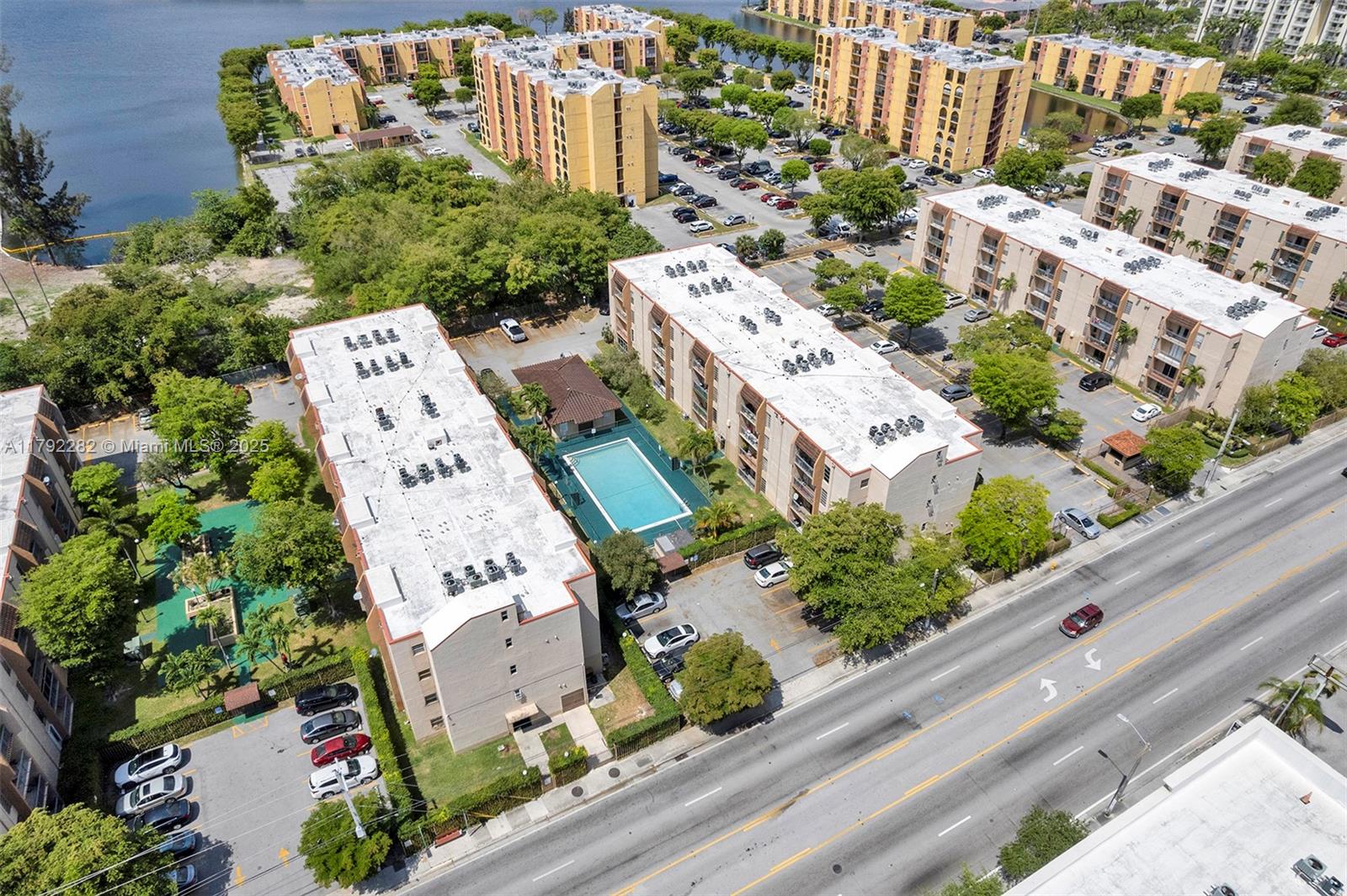 SUNSET VILLAS PHASE II CO - Residential