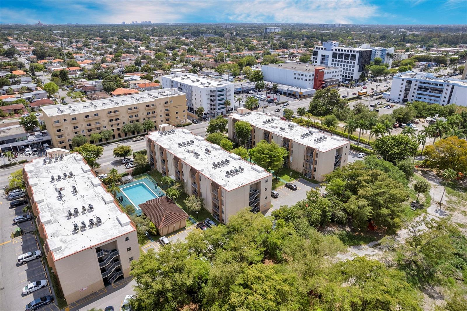 SUNSET VILLAS PHASE II CO - Residential