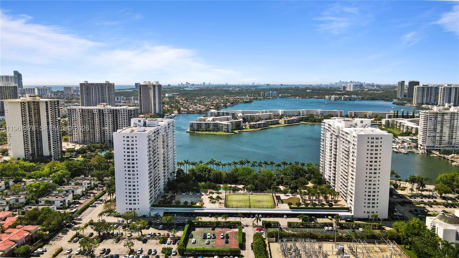 ADMIRALS PORT - Residential