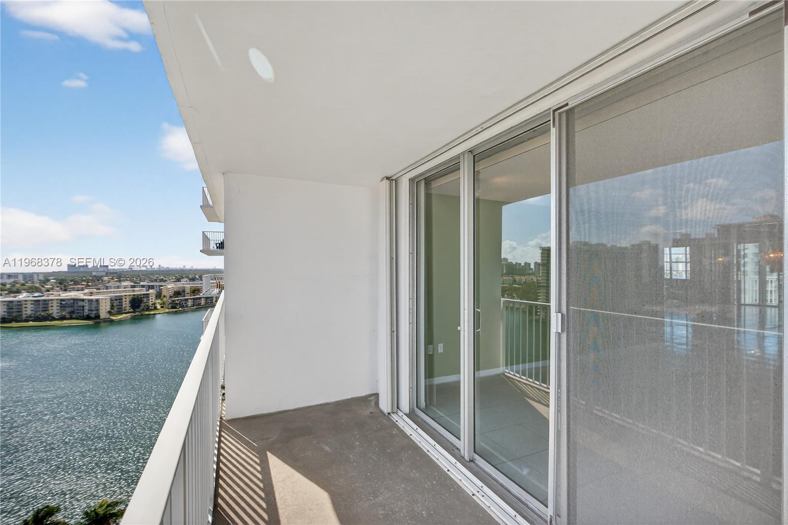 ADMIRALS PORT - Residential