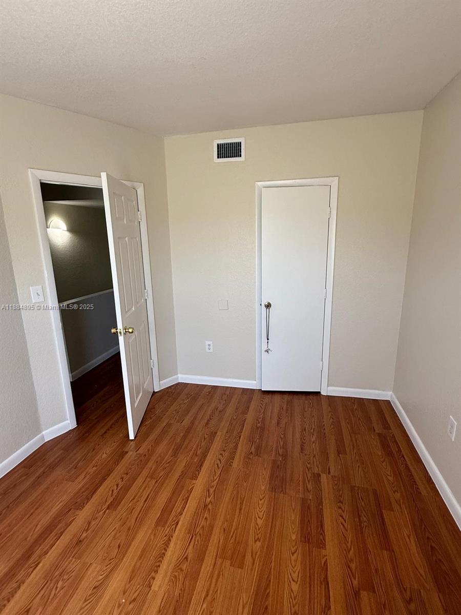 SUNSET PALM VILLAS CONDO - Residential Lease