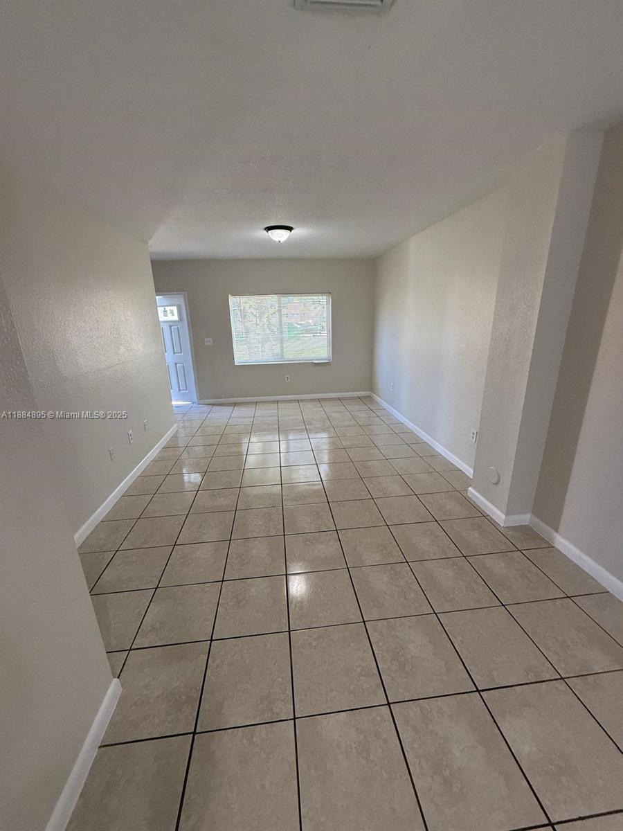 SUNSET PALM VILLAS CONDO - Residential Lease