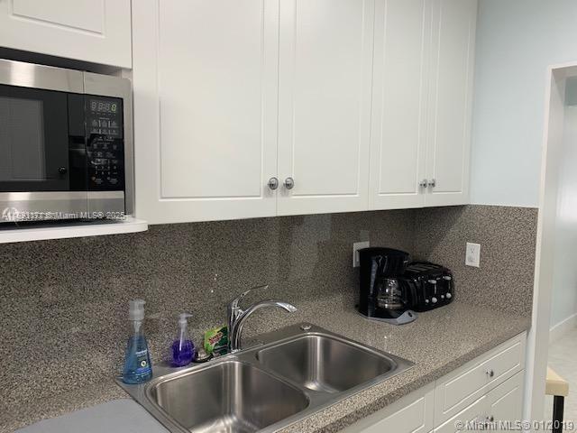 MIMO ON THE BEACH IX COND - Residential Lease