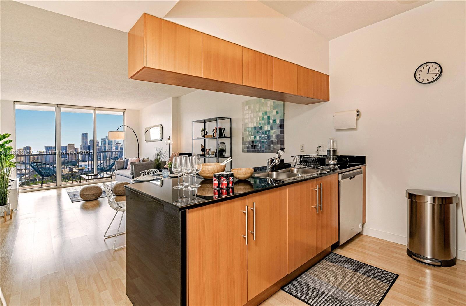 OPERA TOWER CONDO - Residential