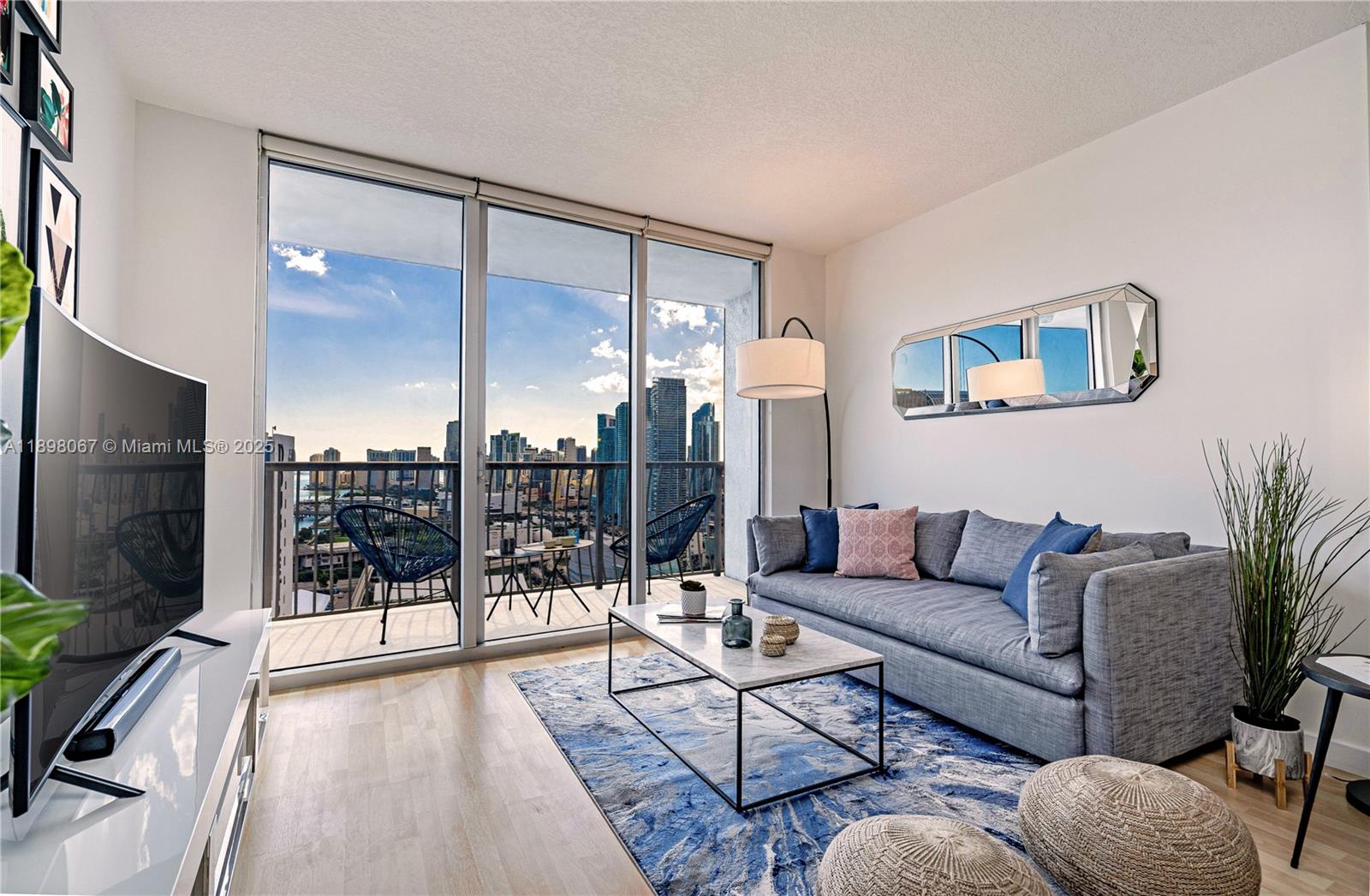 OPERA TOWER CONDO - Residential