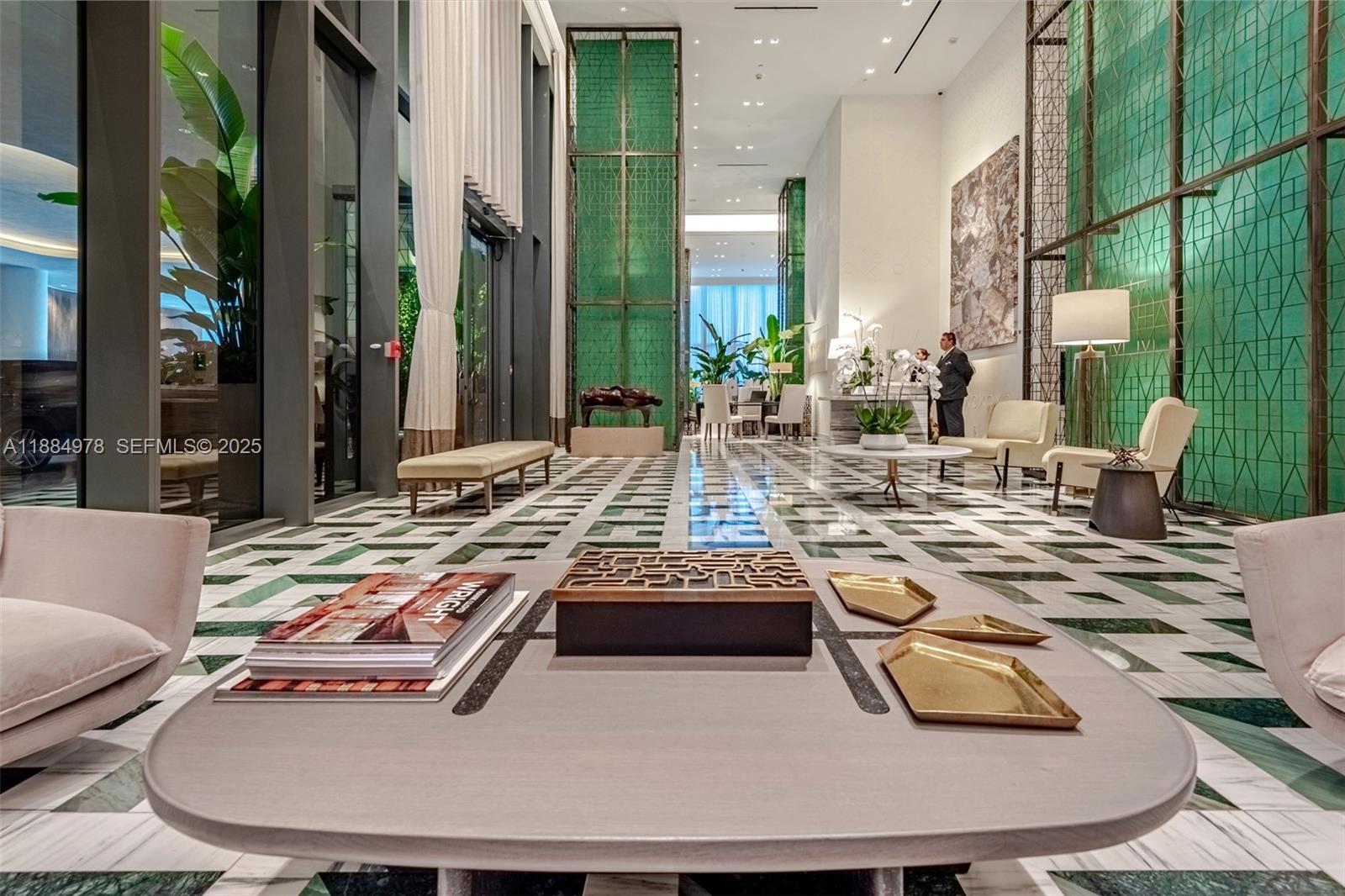 801 SMA RESIDENCES CONDO - Residential