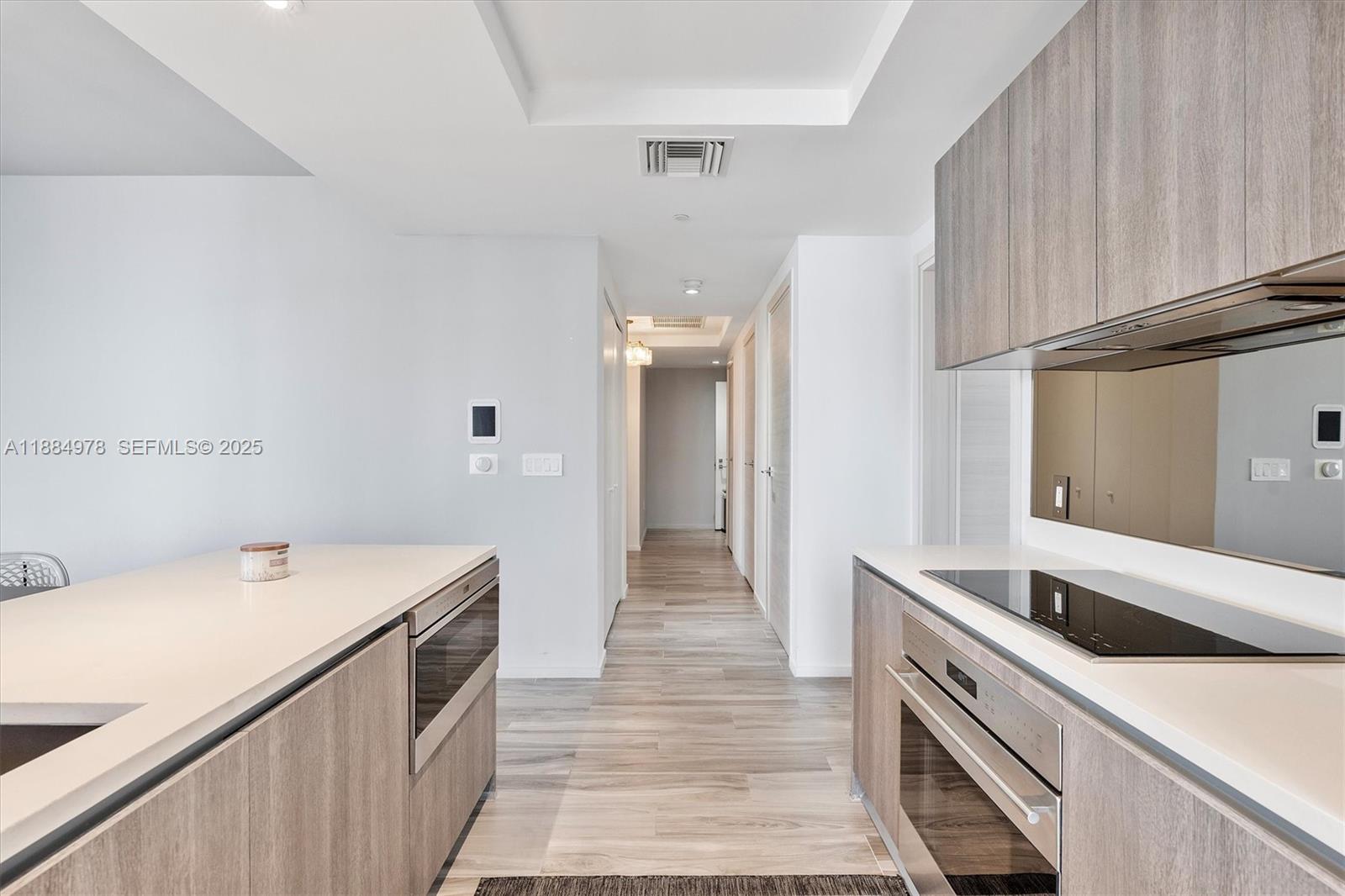 801 SMA RESIDENCES CONDO - Residential