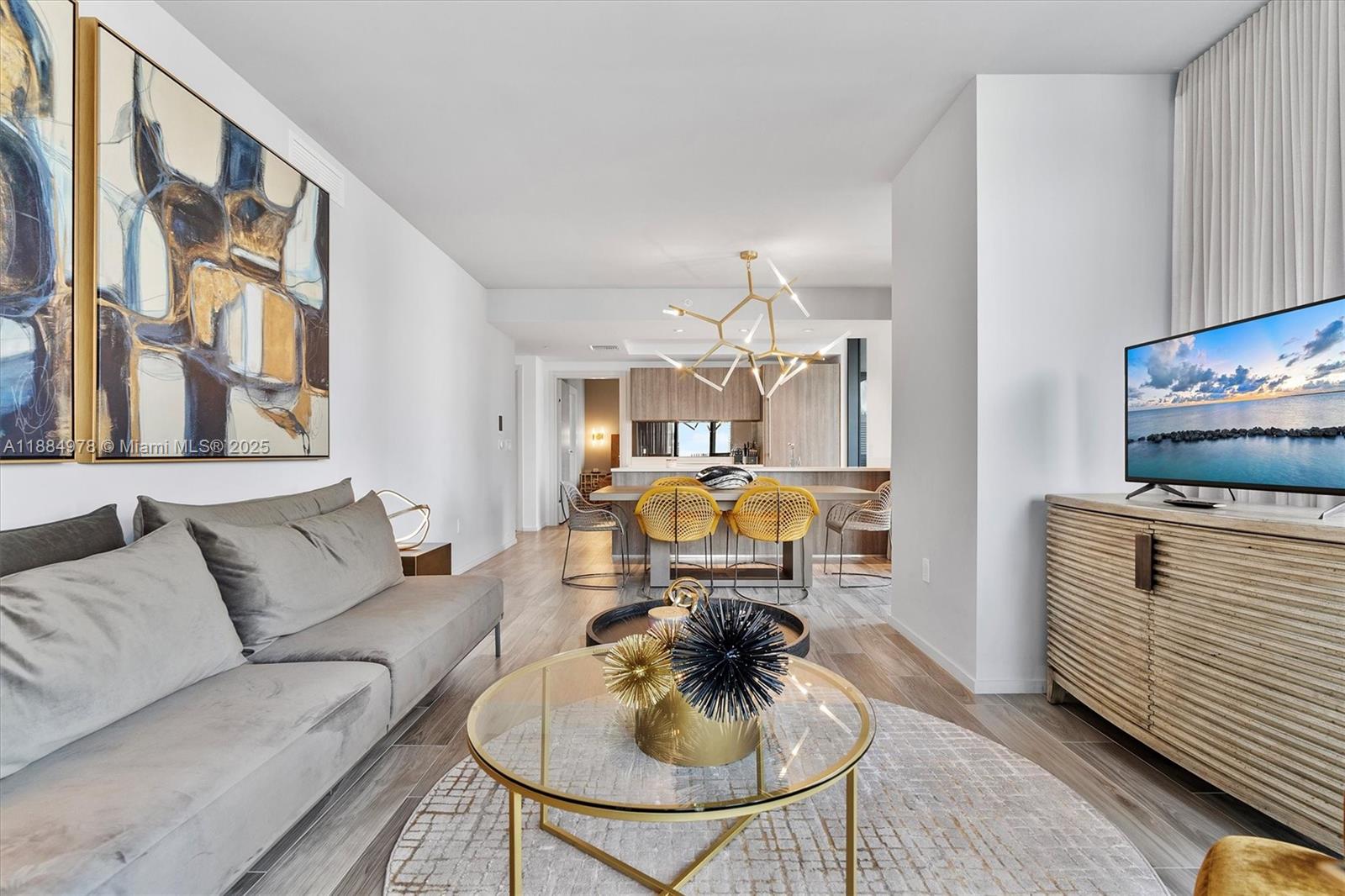 801 SMA RESIDENCES CONDO - Residential