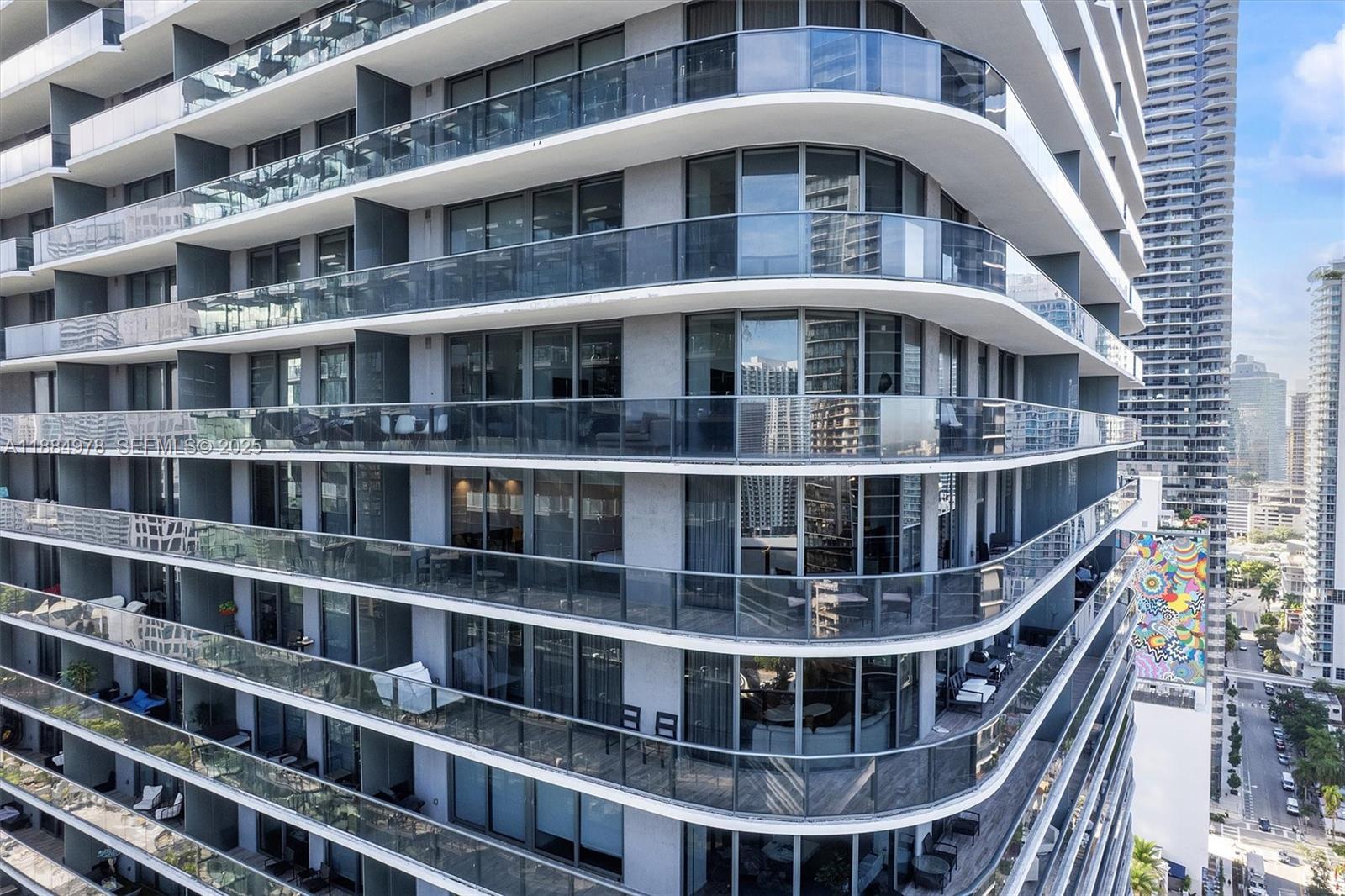 801 SMA RESIDENCES CONDO - Residential