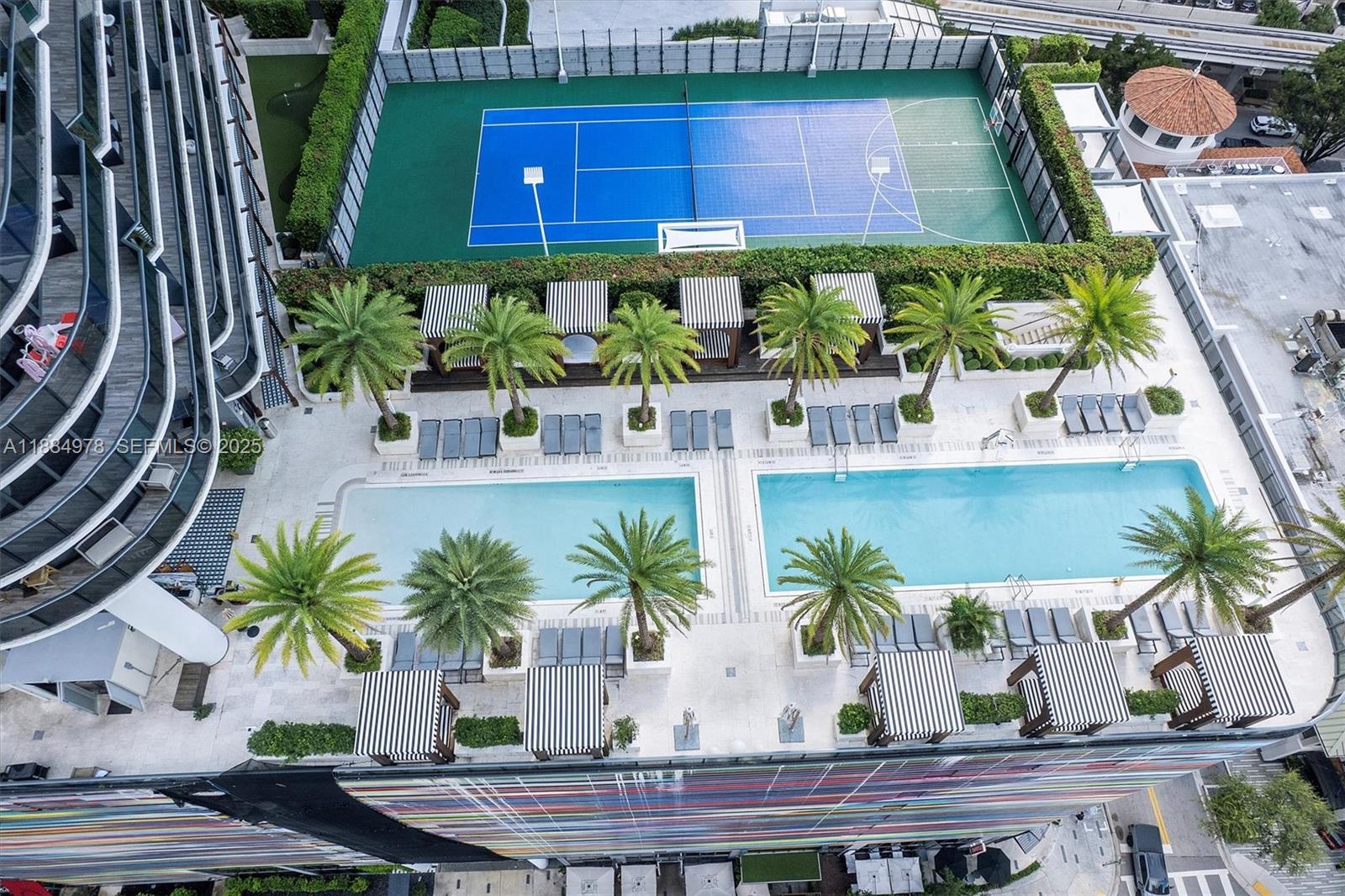 801 SMA RESIDENCES CONDO - Residential