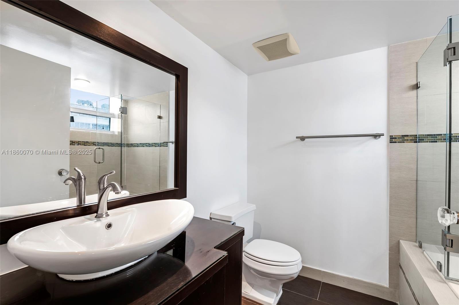 THE RIVIERA CONDO - Residential