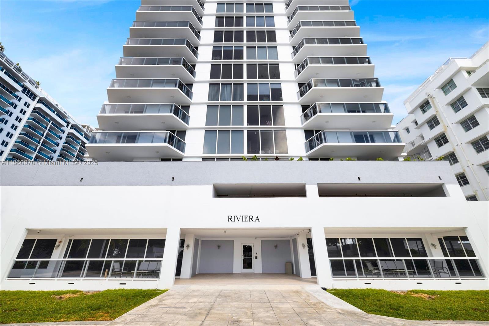 THE RIVIERA CONDO - Residential