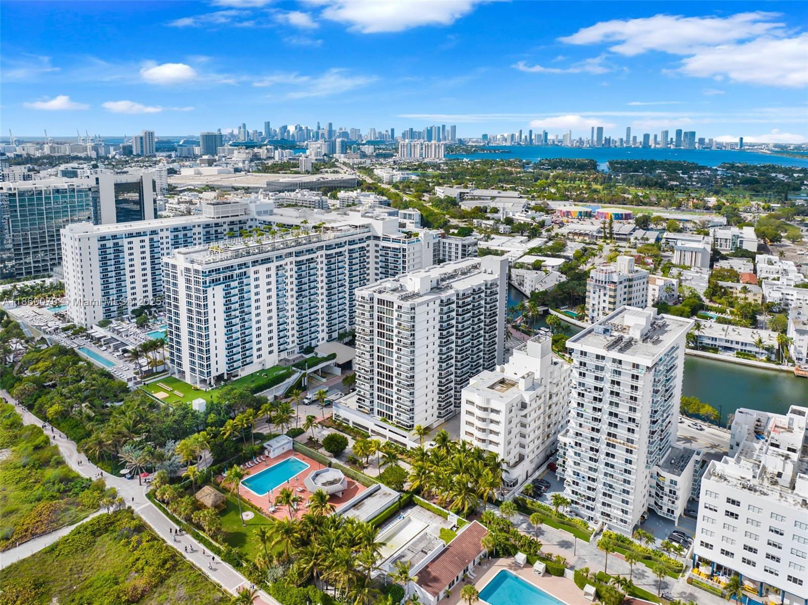 THE RIVIERA CONDO - Residential