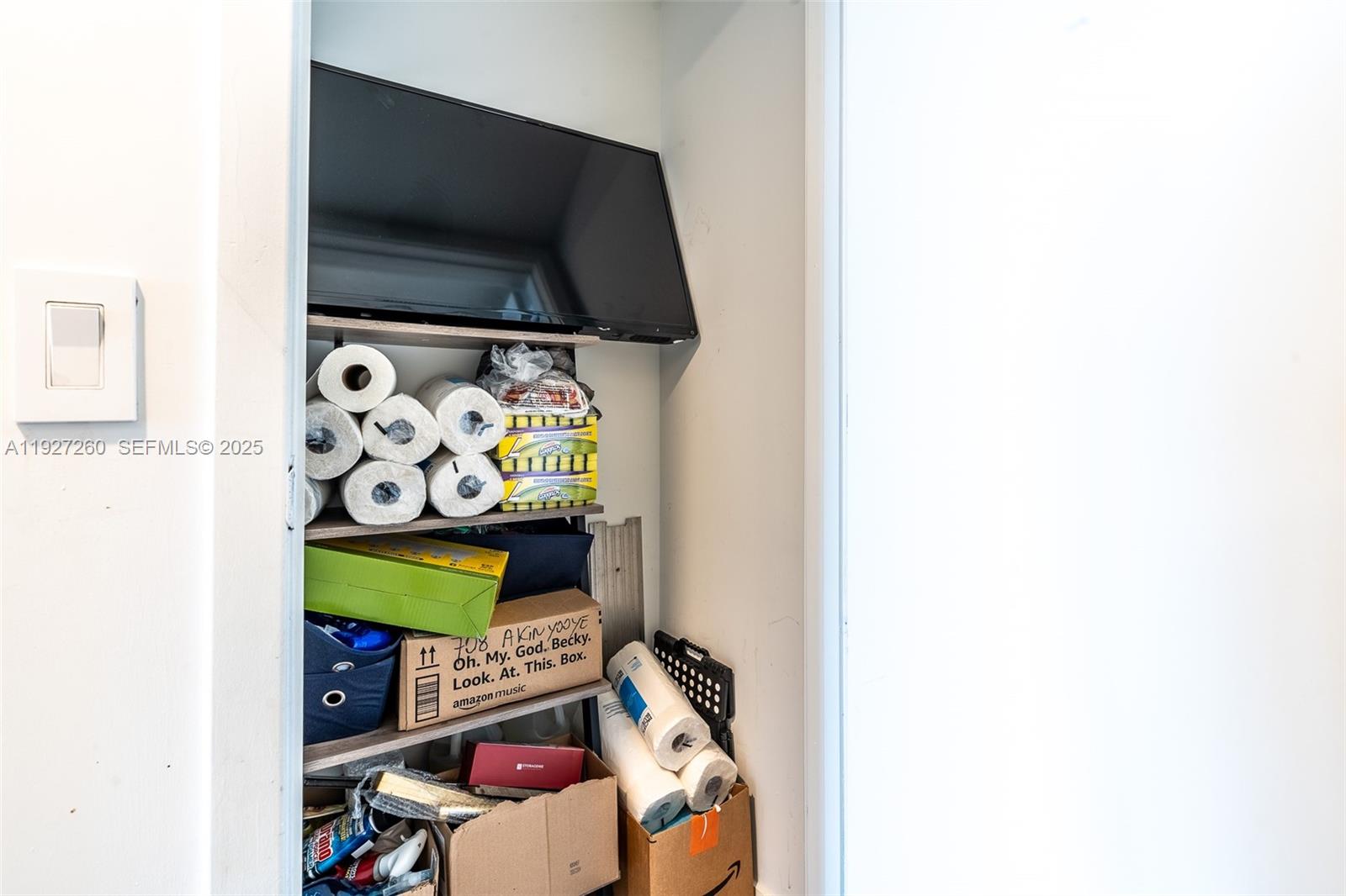 BEACHWALK CONDOMINIUM - Residential