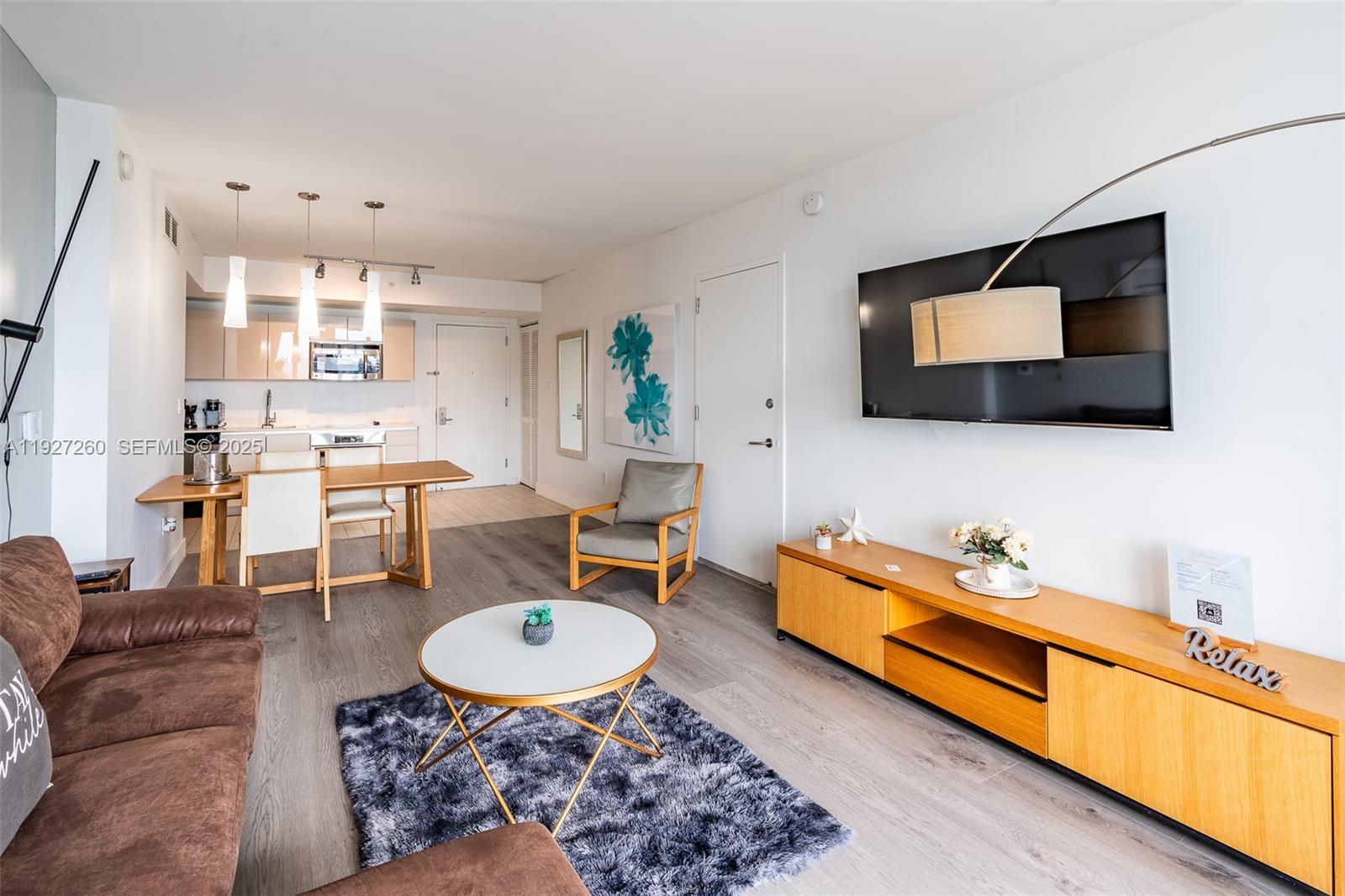 BEACHWALK CONDOMINIUM - Residential