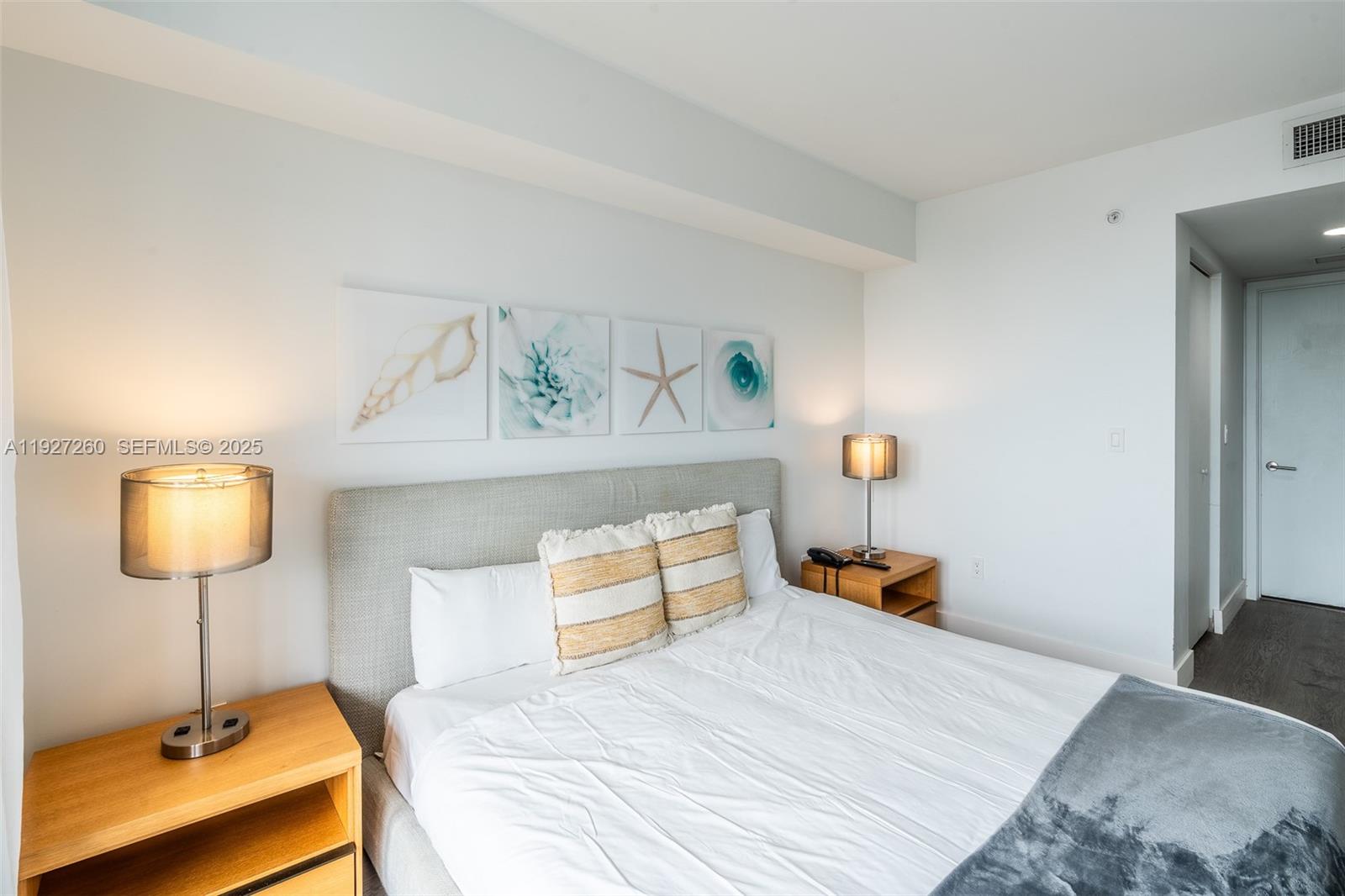 BEACHWALK CONDOMINIUM - Residential