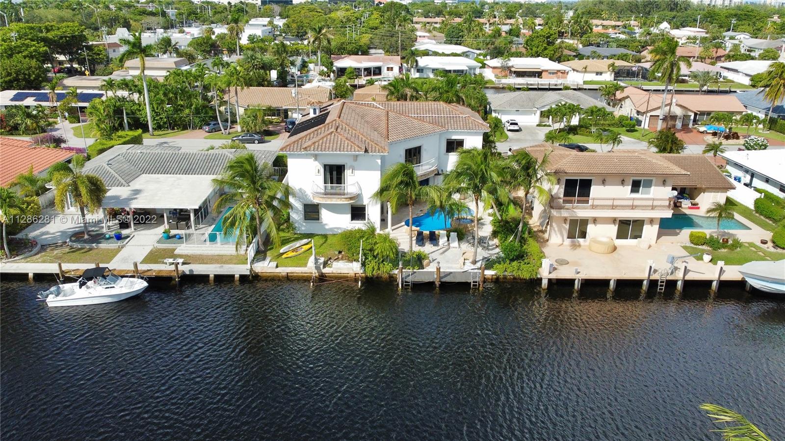 LAKE ESTATES - Residential