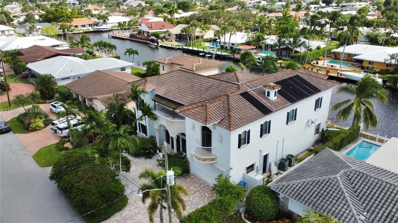 LAKE ESTATES - Residential