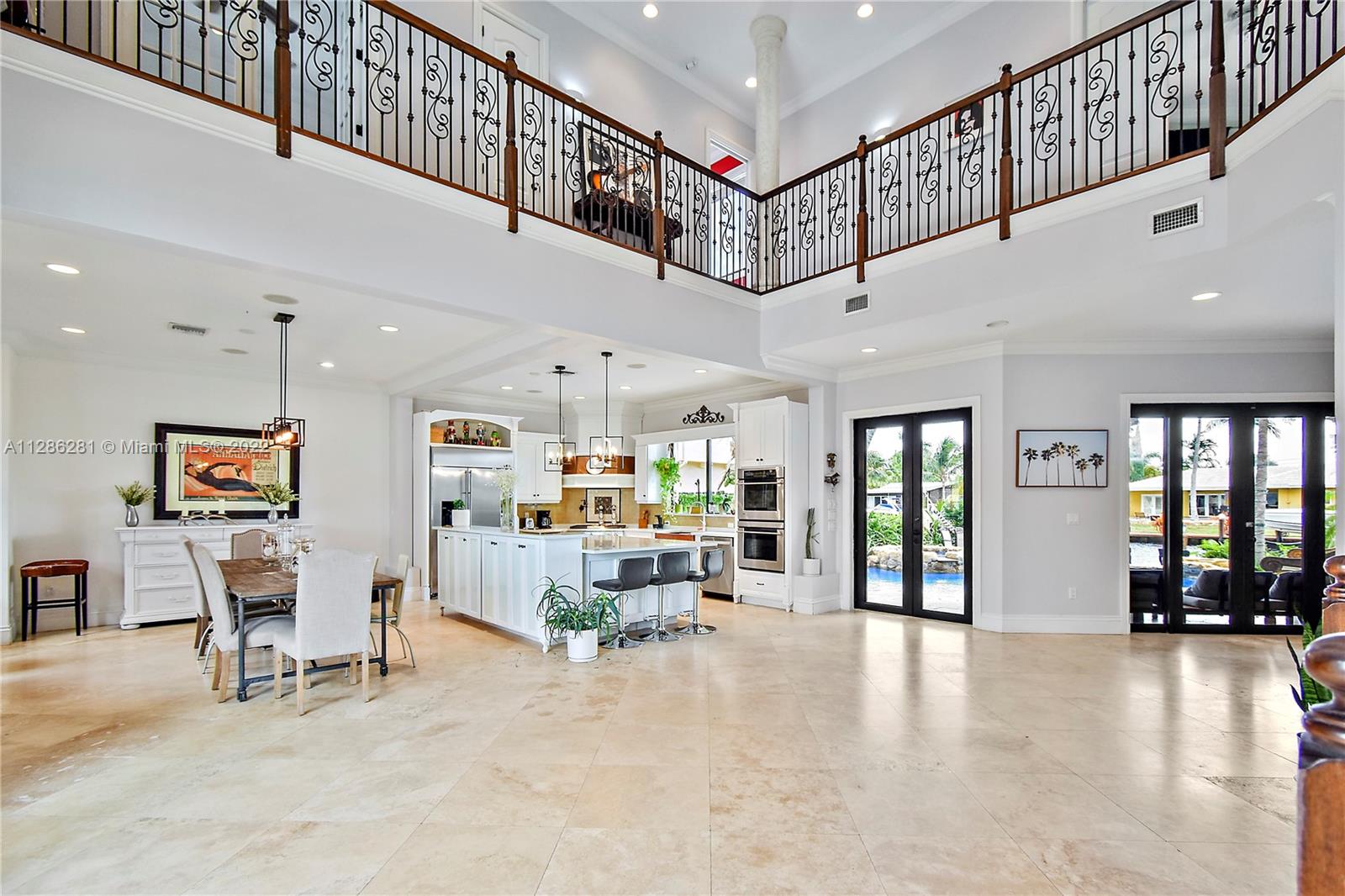 LAKE ESTATES - Residential