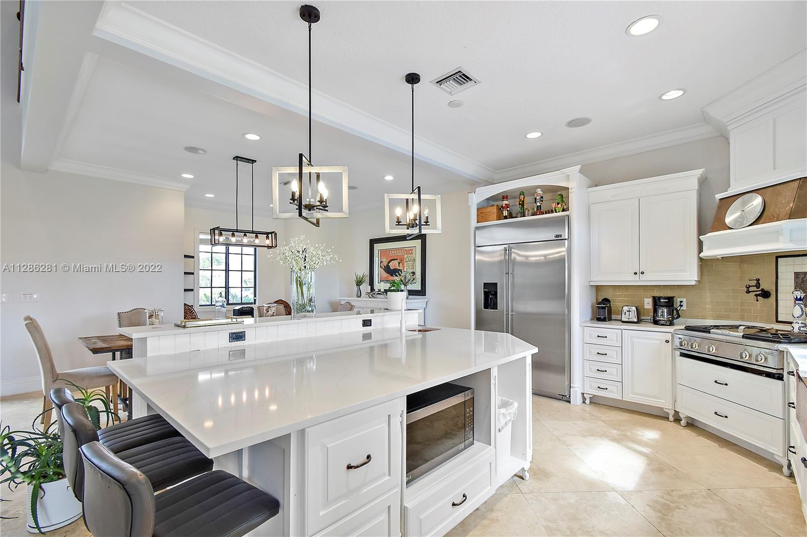 LAKE ESTATES - Residential