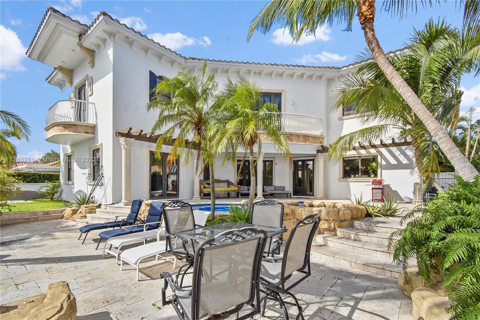 LAKE ESTATES - Residential