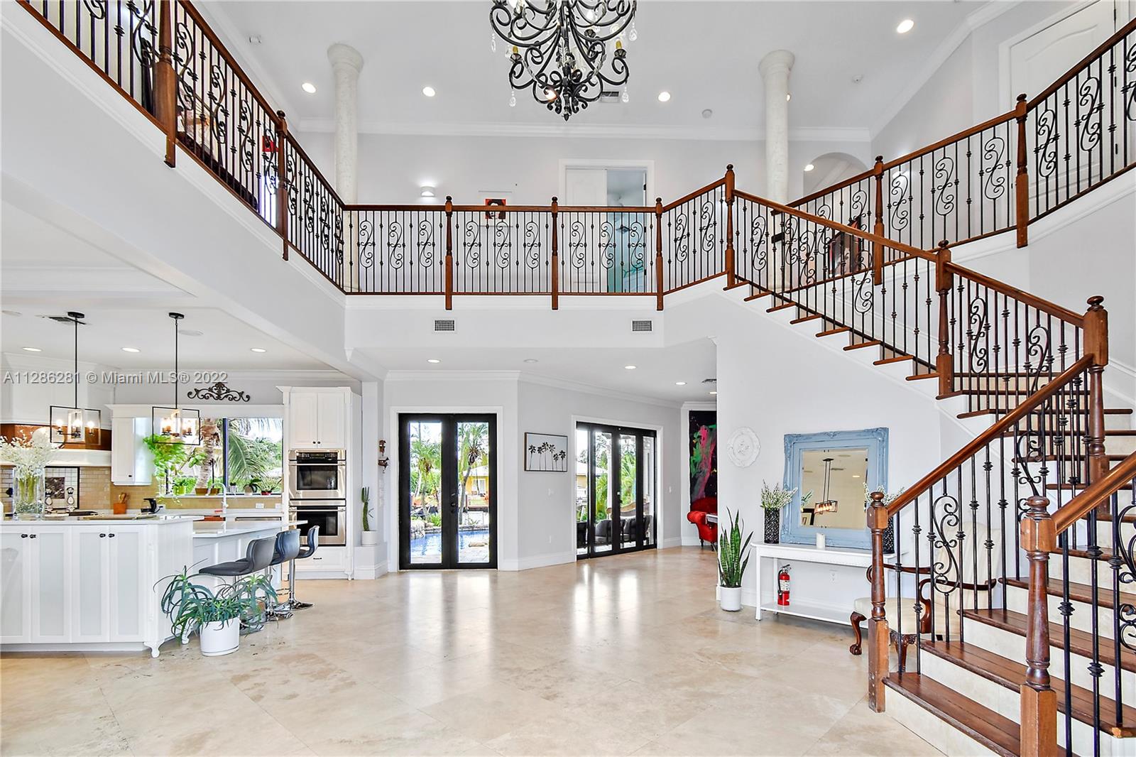 LAKE ESTATES - Residential