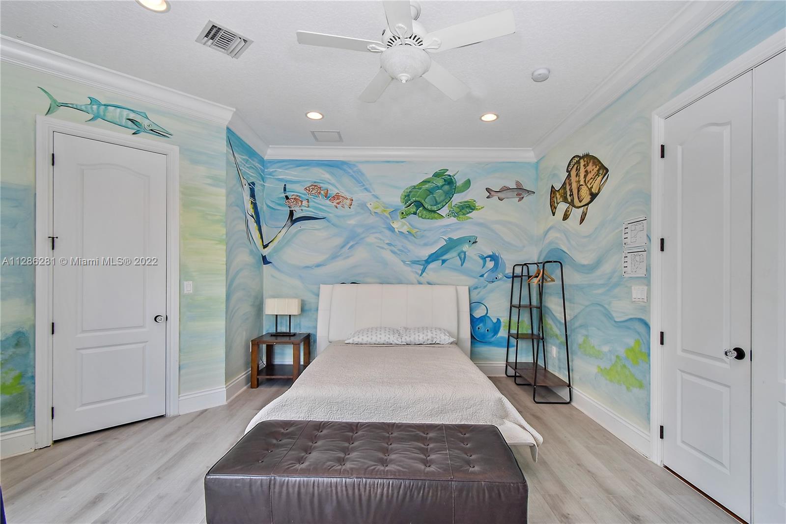 LAKE ESTATES - Residential