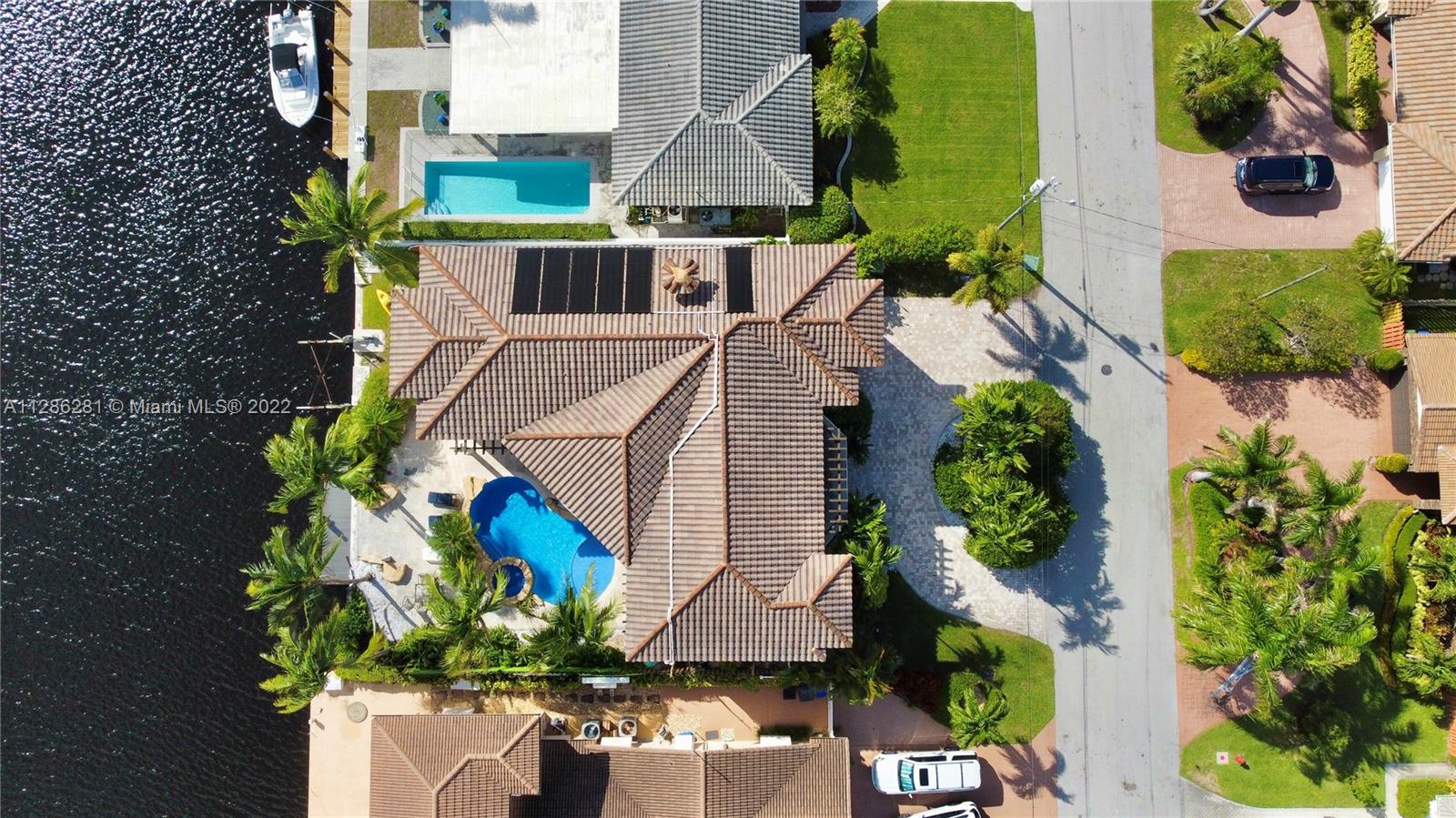 LAKE ESTATES - Residential