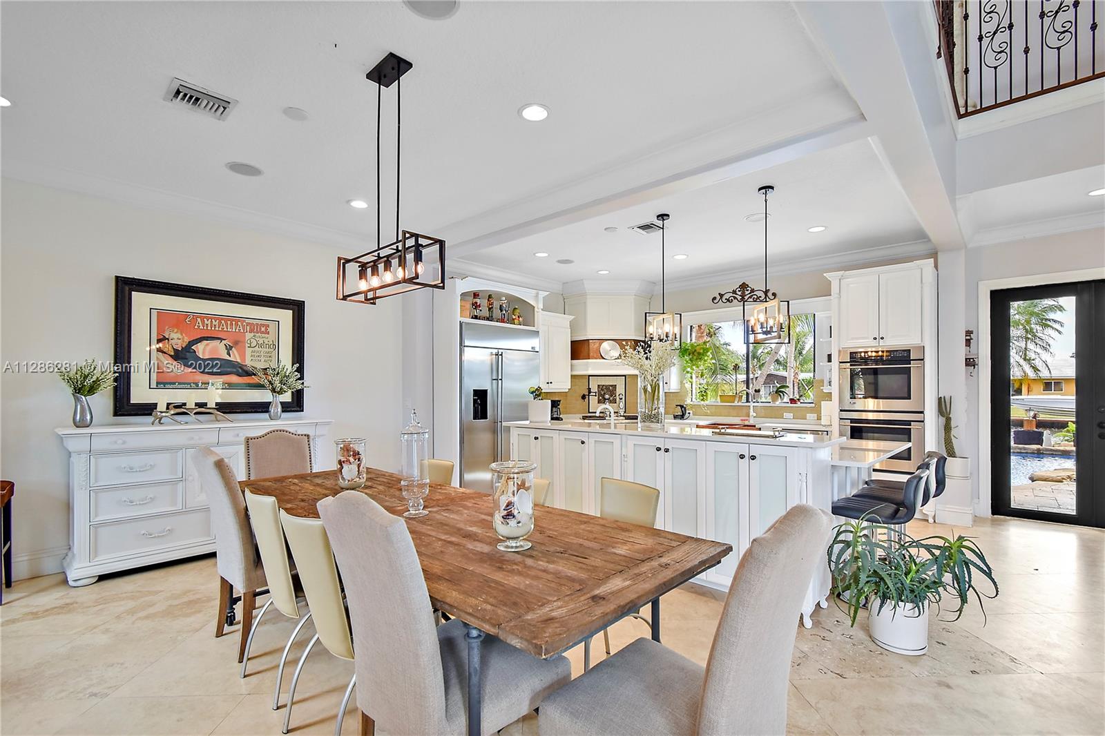 LAKE ESTATES - Residential