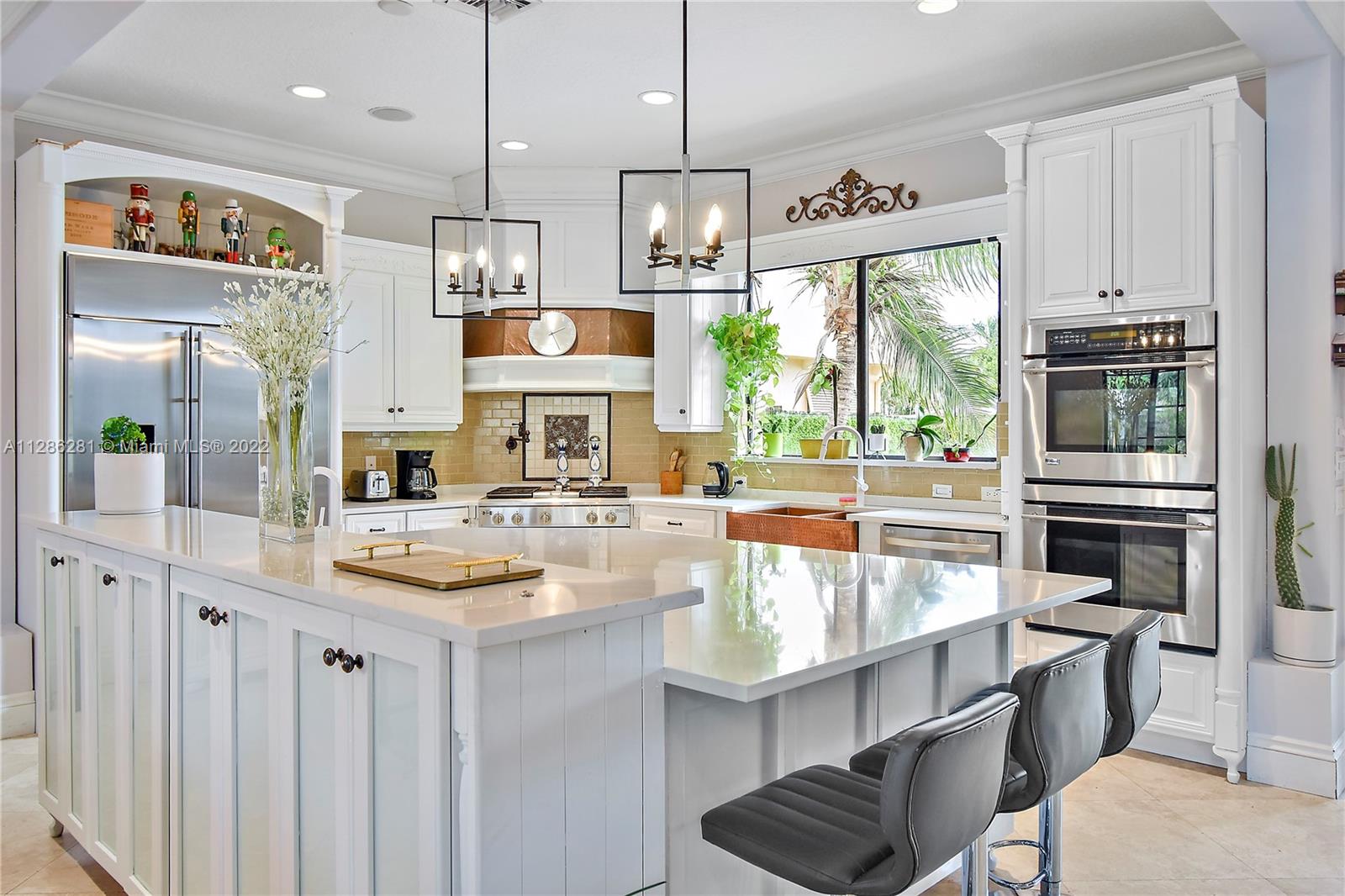 LAKE ESTATES - Residential