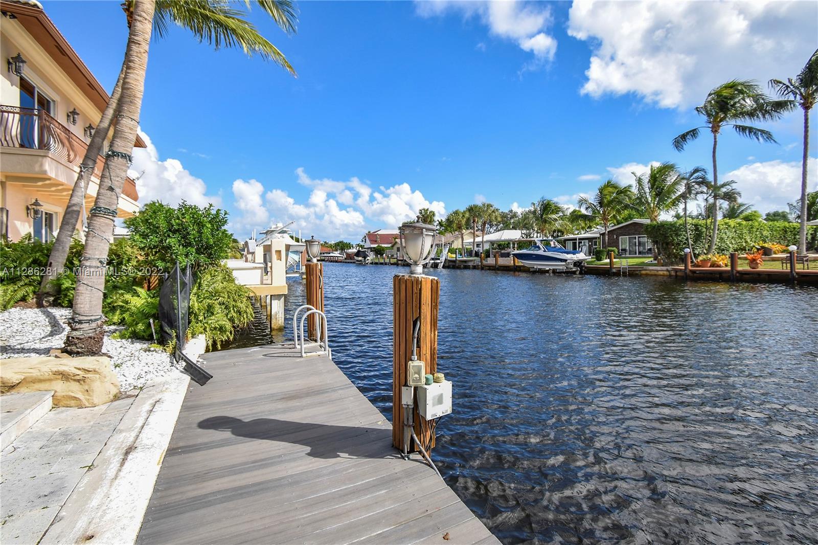 LAKE ESTATES - Residential