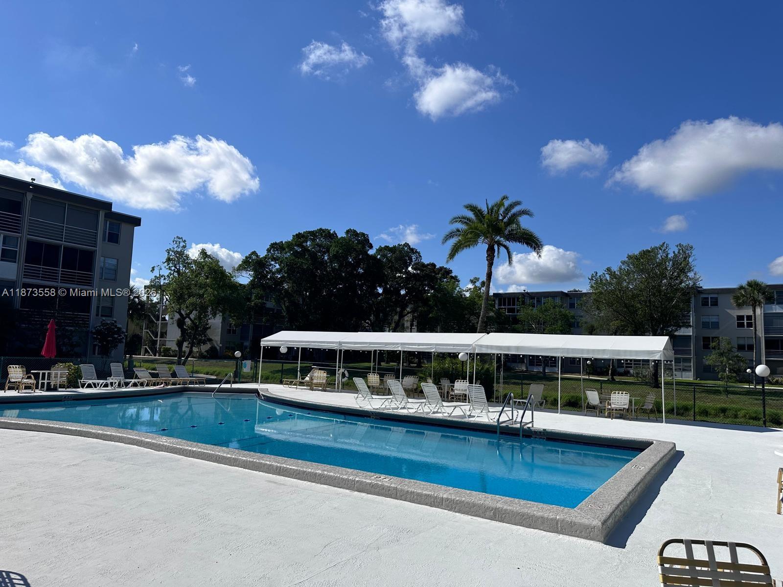 CYPRESS CHASE CONDO NO 3 - Residential