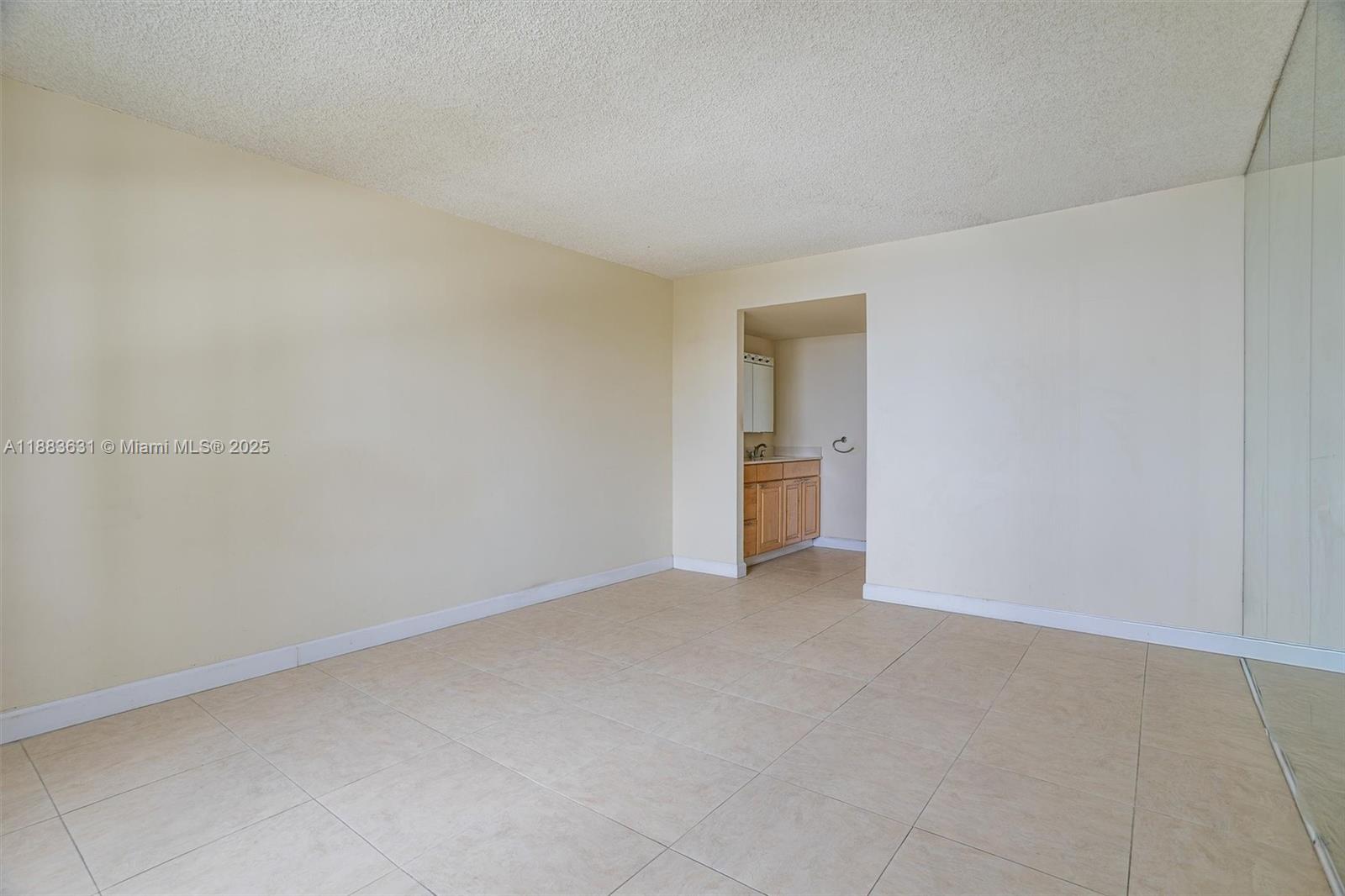 Brickell bay Club Condo - Residential