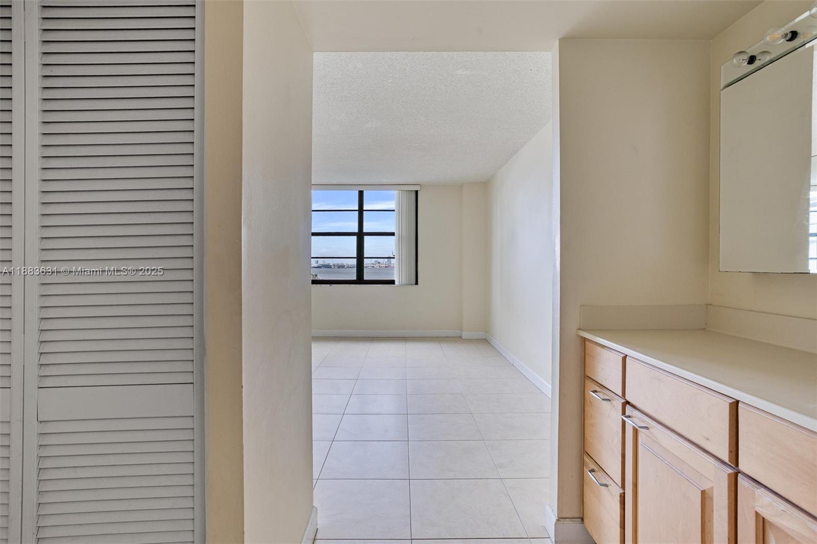 Brickell bay Club Condo - Residential