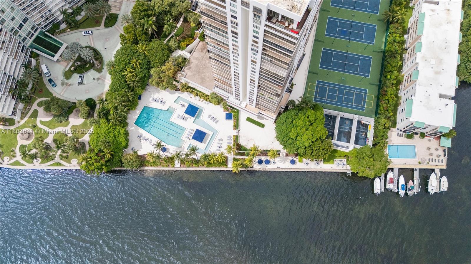 Brickell bay Club Condo - Residential
