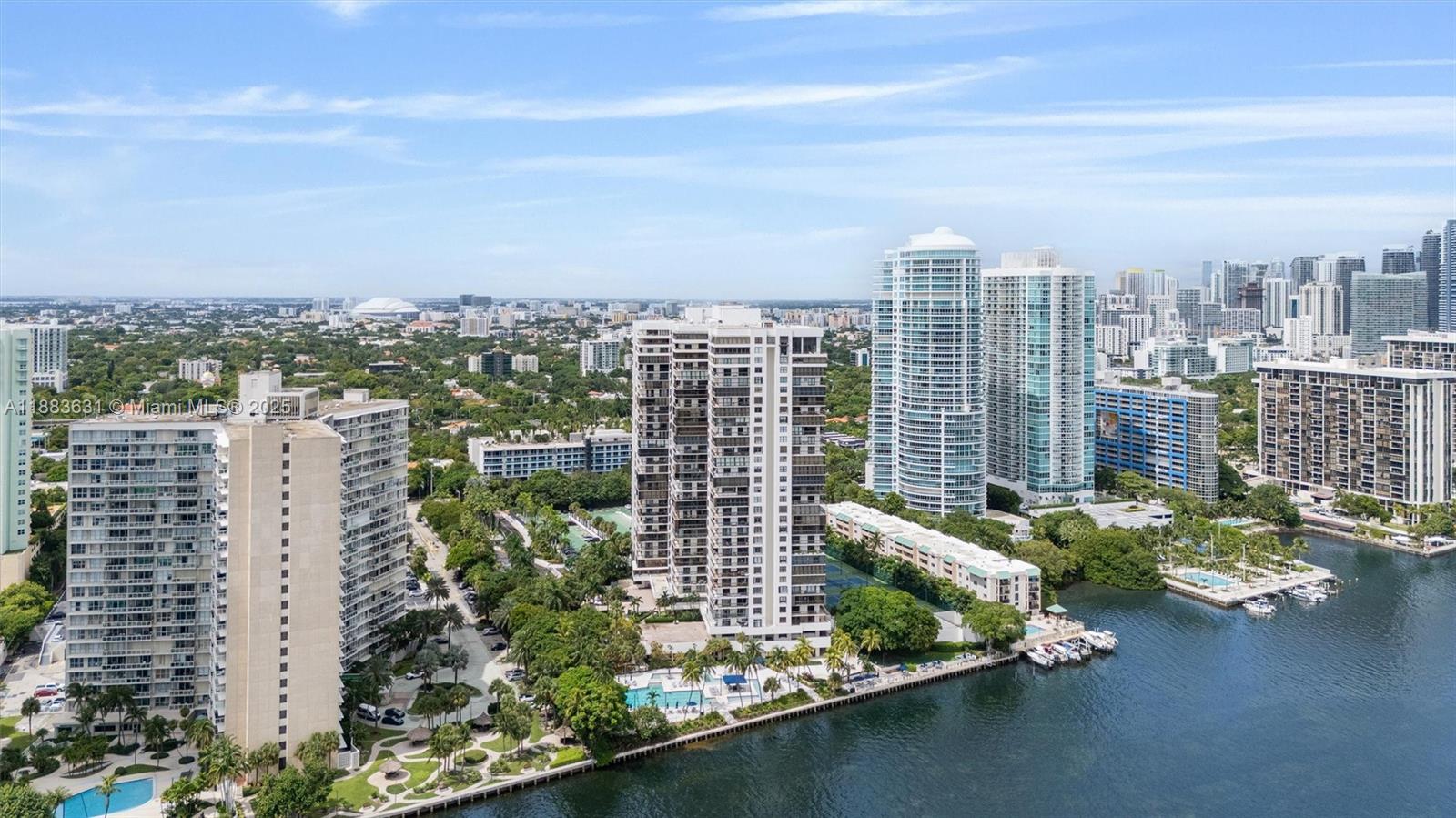 Brickell bay Club Condo - Residential