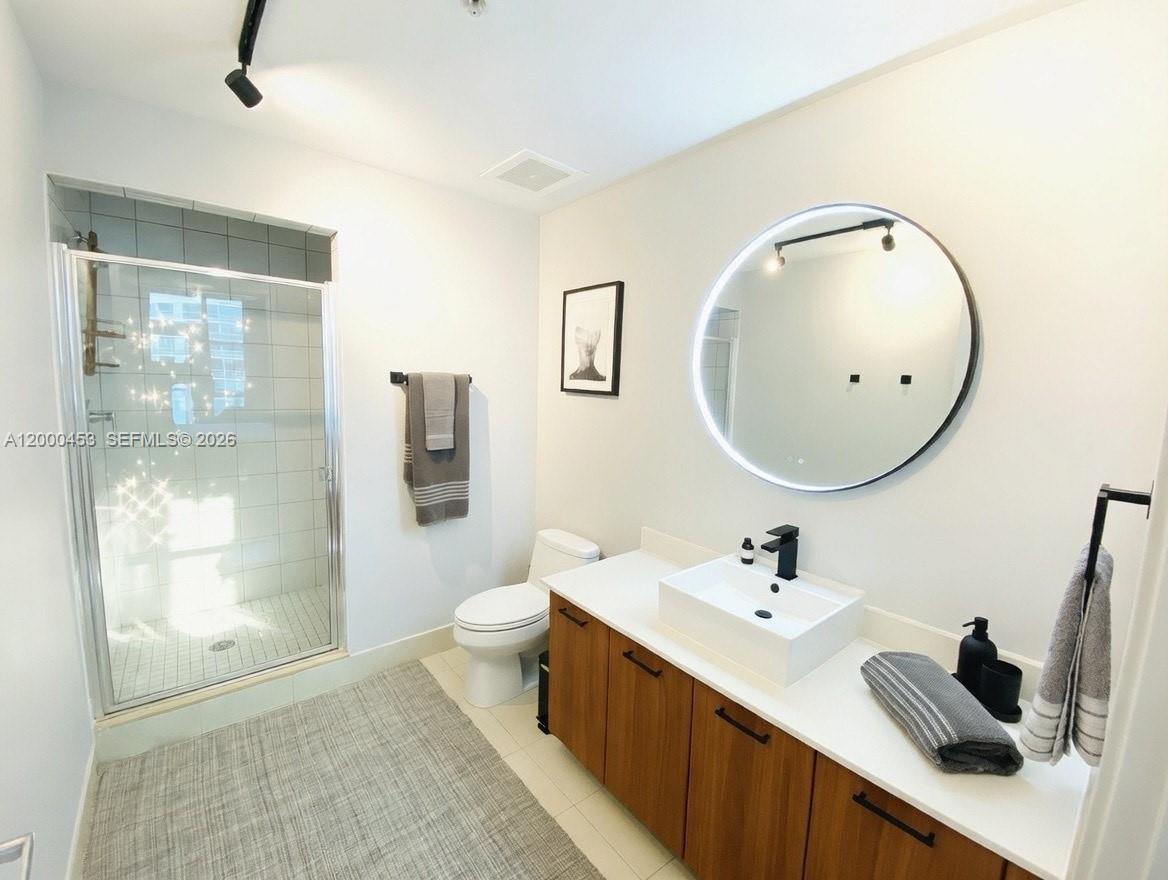 3301 NE 1st Ave H1608