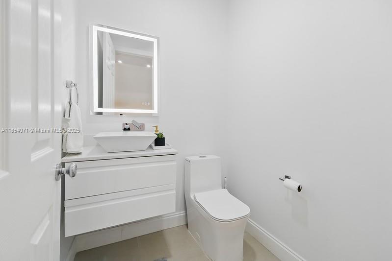 SECTOR 7 - - Residential Lease
