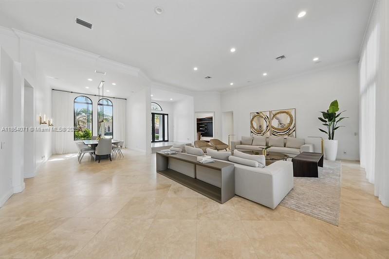 SECTOR 7 - - Residential Lease