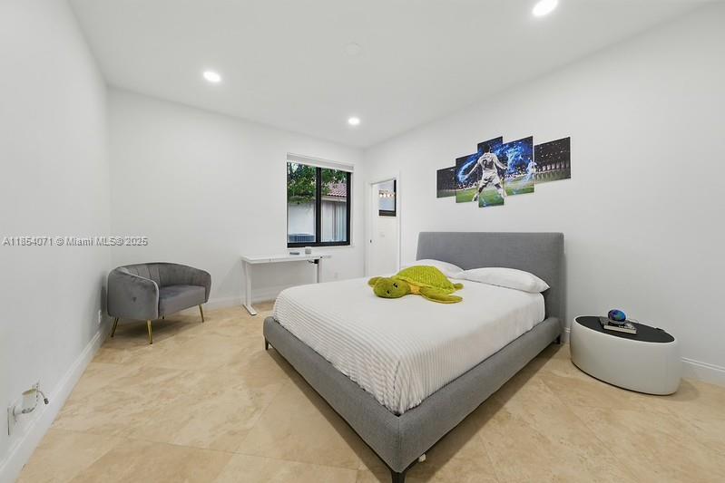 SECTOR 7 - - Residential Lease