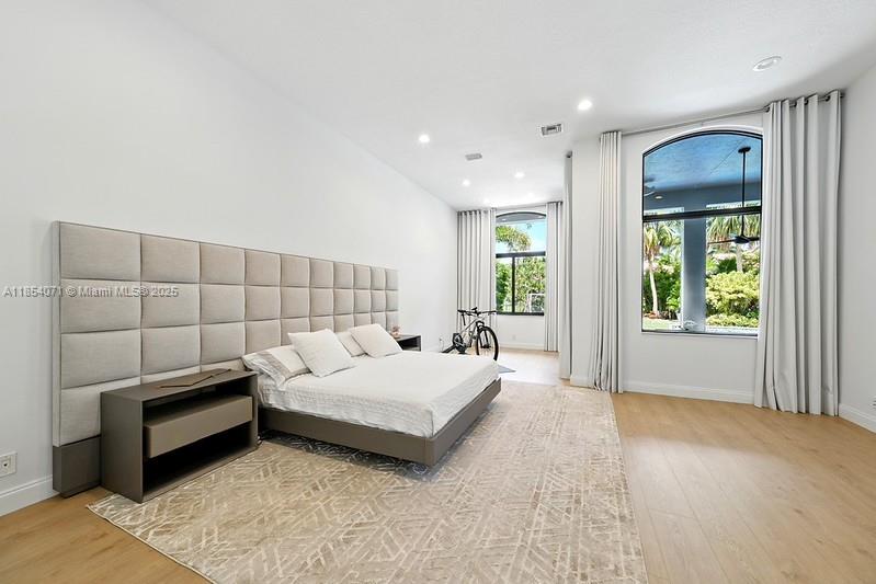 SECTOR 7 - - Residential Lease
