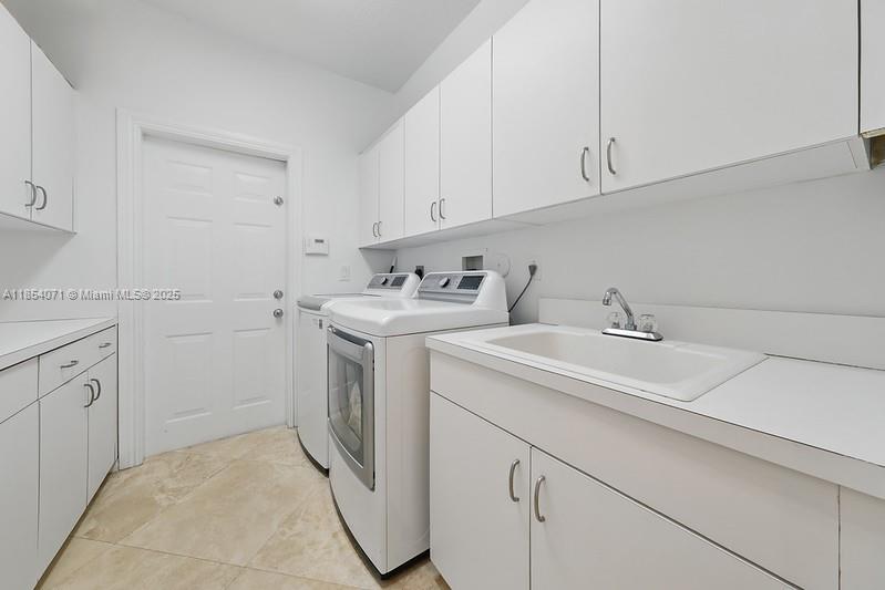 SECTOR 7 - - Residential Lease