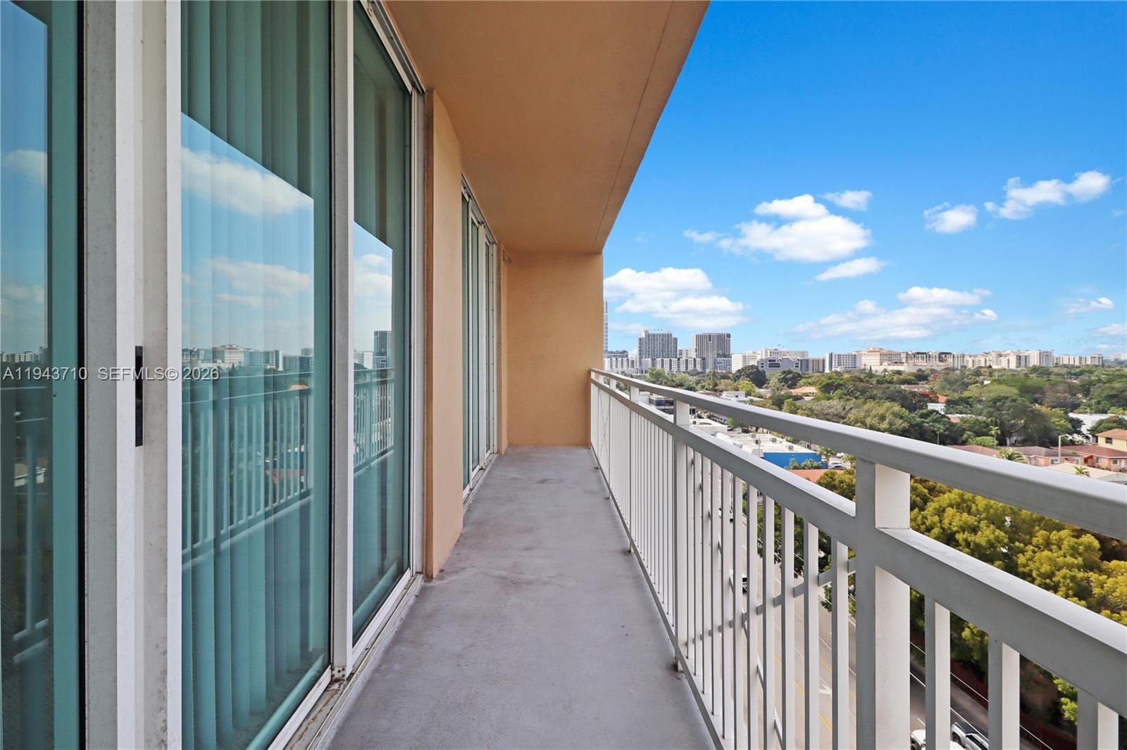 DA VINCI ON DOUGLAS CONDO - Residential