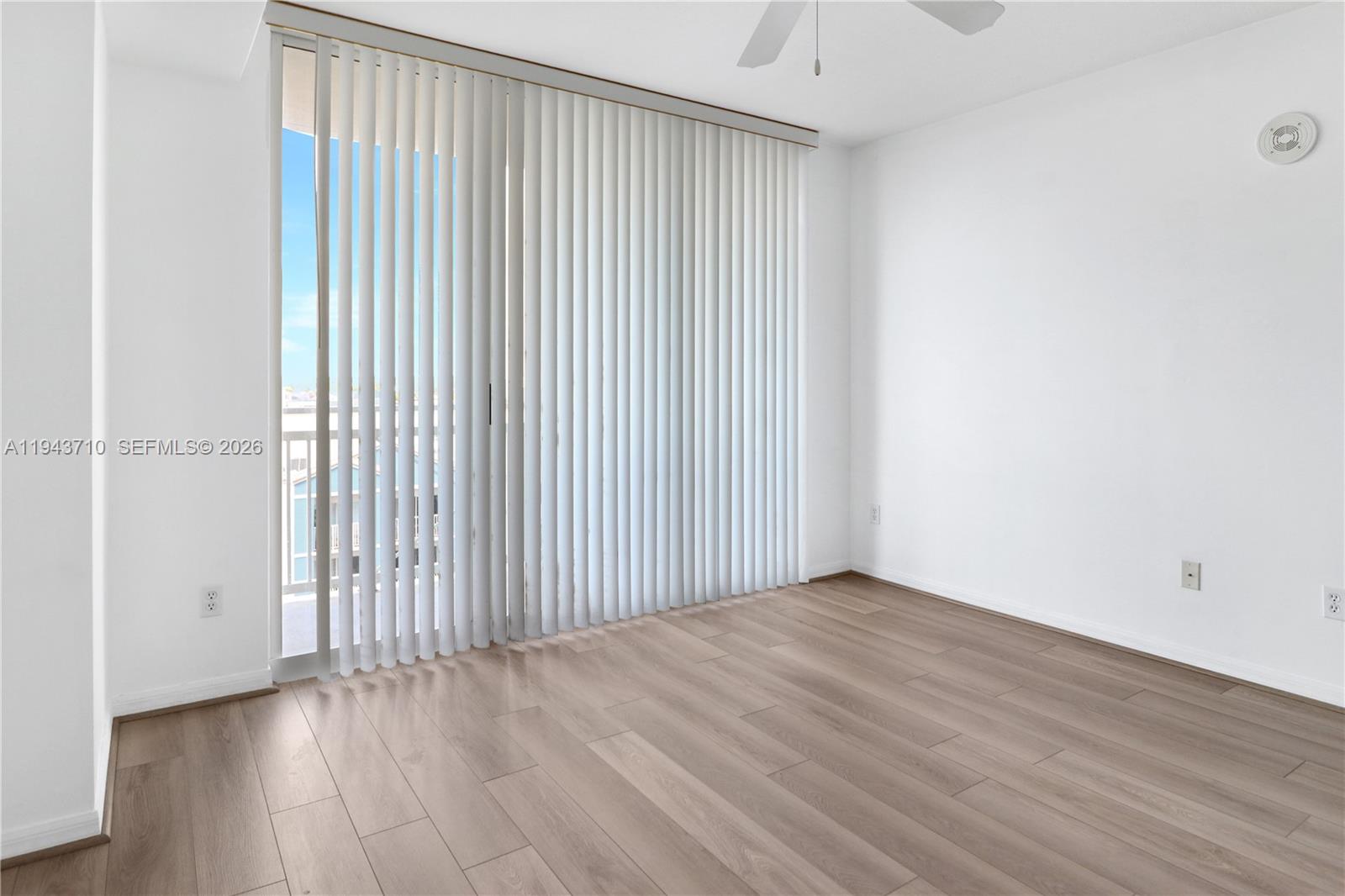 DA VINCI ON DOUGLAS CONDO - Residential