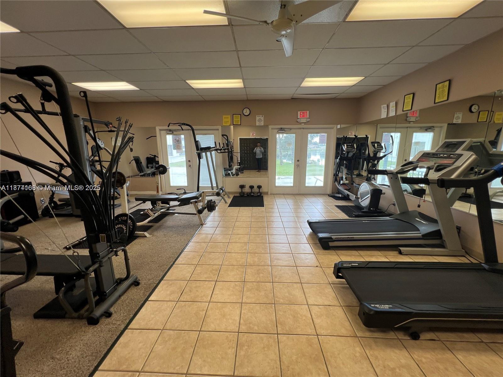 CASTLE APARTMENTS 11 COND - Residential