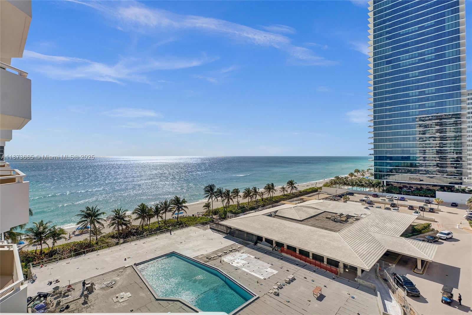 HEMISPHERES CONDO - Residential